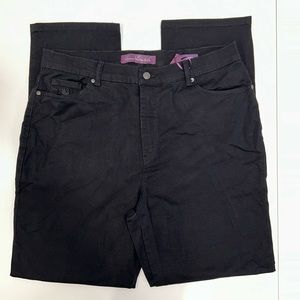 NWT Gloria Vanderbilt black heritage fit tapered leg classic rise Amanda pants